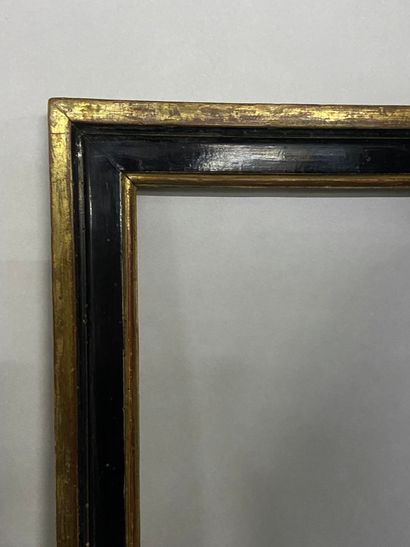 null Baguette en bois mouluré et noirci

Epoque Louis XVI

36 x 48 x 5 cm 

ref ...