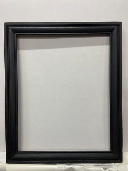 null Cadre en bois mouluré et noirci

Pays Bas, XIXème

52 x 65 x 6,5 cm

ref A8...