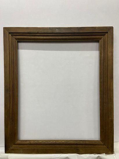 null Frame in molded wood 

19th century

52 x 63 x 8 cm 

ref A78