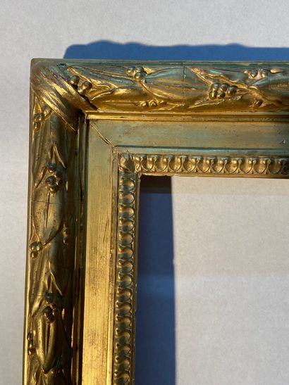 null Cadre en bois et pâte doré

Style Louis XVI, XIXème

58,5 x 46 x 7 cm 

ref...