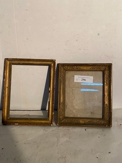 Two small frames in wood and gilt paste 

Empire...