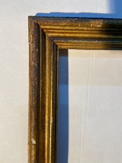 null Cadre en bois mouluré et doré 

Italie, XVIIIème

64 x 49 x 5,5 cm 

ref A2...