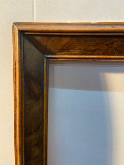 null Wooden frame and burr walnut veneer 

France, 19th century

30 x 42 x 5 cm 

ref...