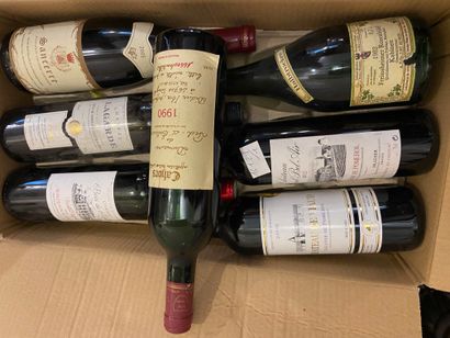Important lot de vins comprenant : 
10 bouteilles...