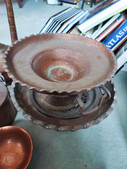 null Lot of copper and pewter including pitcher

A lot of silver plated cutlery,...