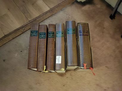 null Lot of 6 volumes of La Pléïade including Giono, Proust.