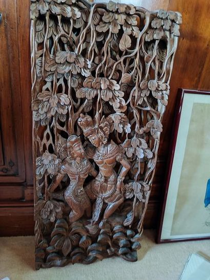 null Lot including: carved wood with couple decoration, head of Buddha in patinated...