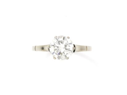  Solitaire ring in silver plated metal, set...