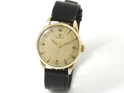 OMEGA. Gold-plated metal men's wristwatch,...