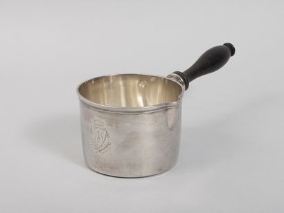null Silver casserole. By Jacques-Joseph Beydel, Paris, 1798-1809 Plain on flat bottom,...