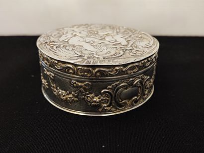 Silver box. Germany, end of XIXth century...