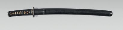 null WAKIZASHI Blade of 38cm, ubu, a mekugi-ana. Signed: KUNI-TSUGU (wear).
Mounts:...