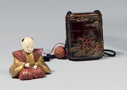 JAPON Inro with four black lacquer squares decorated in hira maki-e in gold and red...
