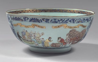 CHINE de COMMANDE Rare porcelain punch bowl of circular form decorated on the outer...