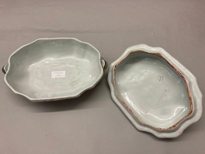ROUEN Covered oval vegetable dish with contoured edge with polychrome decoration,...