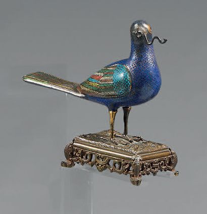 CHINE Bronze and polychrome cloisonné enamel statuette forming a bird with a branch...
