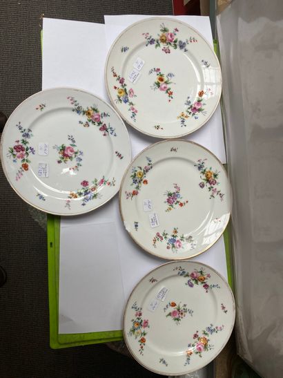 PARIS, Manufacture de Rihouet Suite of seven porcelain plates of circular form with...