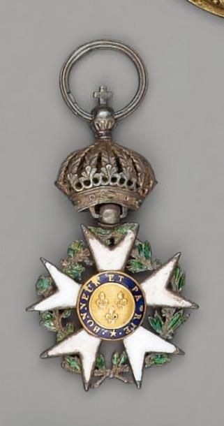 Croix de chevalier de la Légion d'honneur...