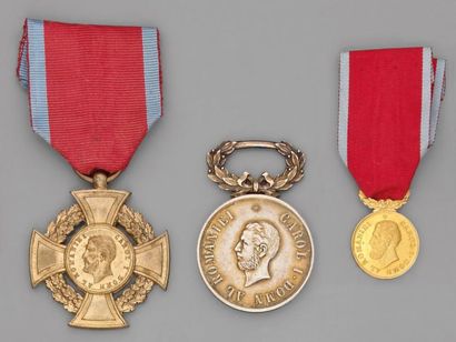 null Trois Médailles de la Valeur militaire décernées au colonel Gaillard pour actes...
