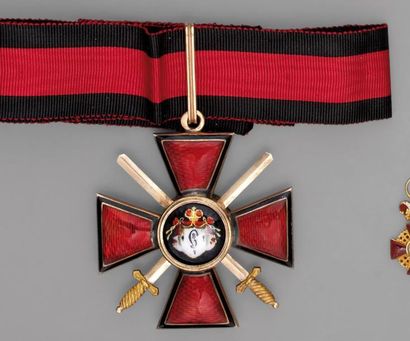 null Croix de 2e classe de l'ordre de Saint-Wladimir à titre militaire, avec glaives,...
