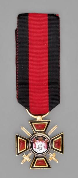 null Croix de 3e classe de l'ordre de Saint-Wladimir à titre militaire, avec glaives...