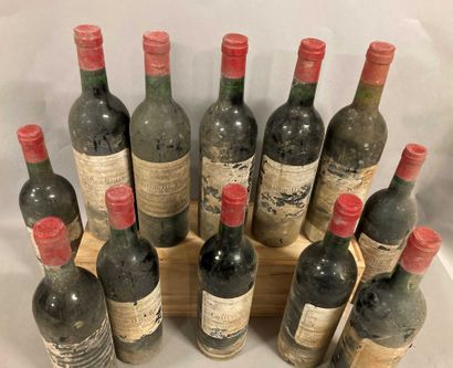 null 12 bouteilles Château HAUT BAILLY, Pessac-Léognan 1975 (eta, 7 lisibles, les...