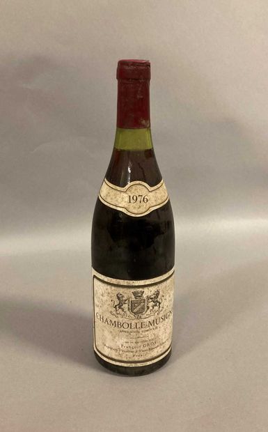 null 1 bouteille CHAMBOLLE-MUSIGNY F. Gros 1976 (es, et, TLB)