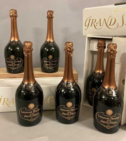 null 6 bottles CHAMPAGNE "Grand Siècle", Laurent-Perrier (1 and, 4 LB, 2 MB) in ...