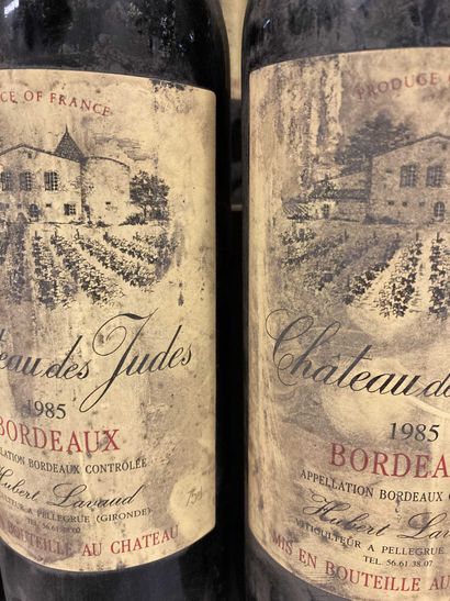 null 12 bouteilles Château DES JUDES, Bordeaux 1985 (es, et, TLB)