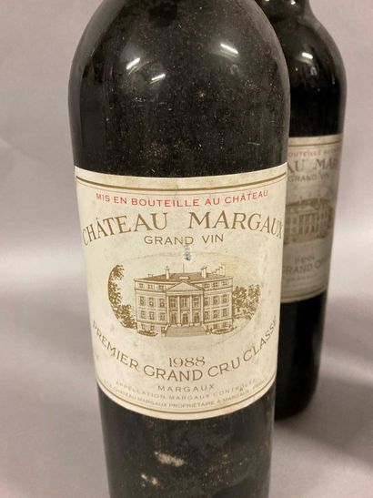 null 5 bouteilles Château MARGAUX, 1° cru Margaux 1988 (es, et)