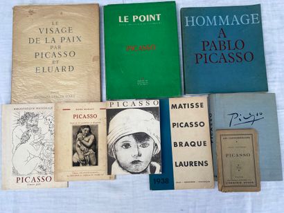 
Lot de 9 ouvrages concernant Pablo PICASSO...
