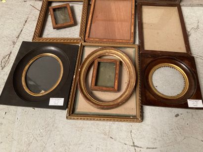 null Lot of various small frames 

(accidents, wear, missing, in the state)