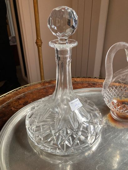 null Three decanters and a tray