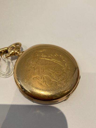 null Pocket watch in a leather case and a chain, forçat link

gold 750°/°°

Gross...