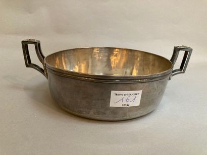 null Silver bowl 950 °/°° with two handles

1798-1809

Weight : 602gr (ref 241)