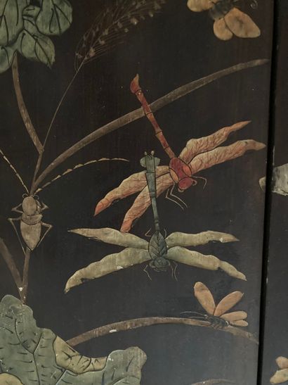 null Screen 8 leaves (in two parts) in lacquer with flowery, leafy decoration, insects,...
