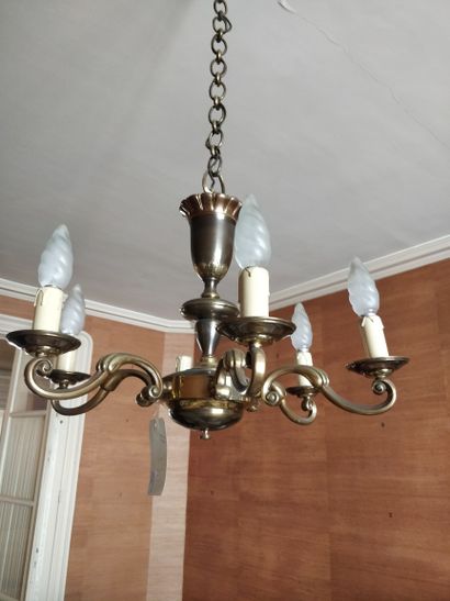 null 
chandelier + lantern 




Dutch style chandelier with 6 lights. Size: 130 x...