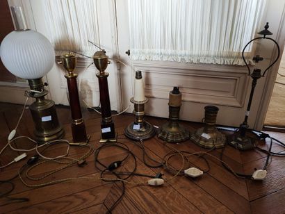 Set of 8 torches and lamp stands, metal,...