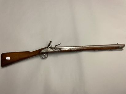 null Long blunderbuss probably of navy with flint, iron barrel, octagonal on the...