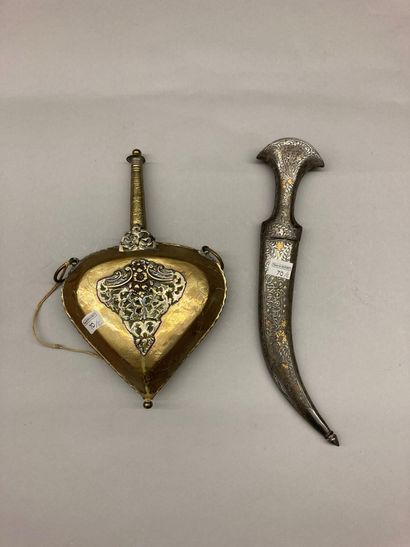 An oriental dagger of jambiya type in iron...