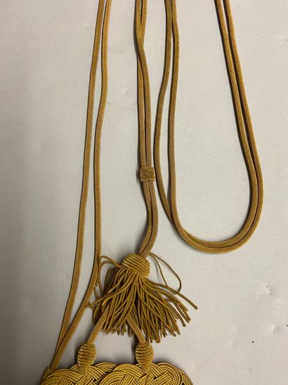 null Racket cord of officer of cavalry in gold passementerie with its box, with the...