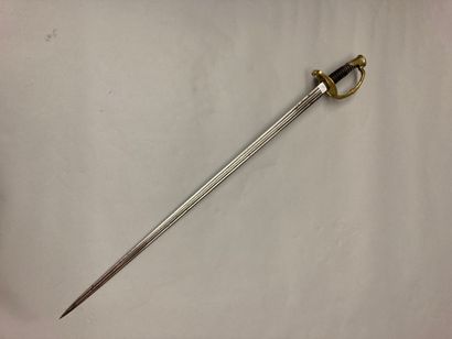 null Officer's saber of the Vincennes or Orleans hunter type, chased and pierced...