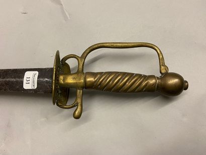 null Épée de fusilier, garde entièrement en laiton, fusée torsadée ; lame à section...