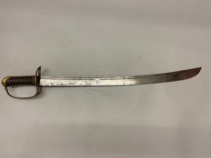 null Naval officer's edge sword, gilt brass one-branch guard, openwork top, long-tailed...