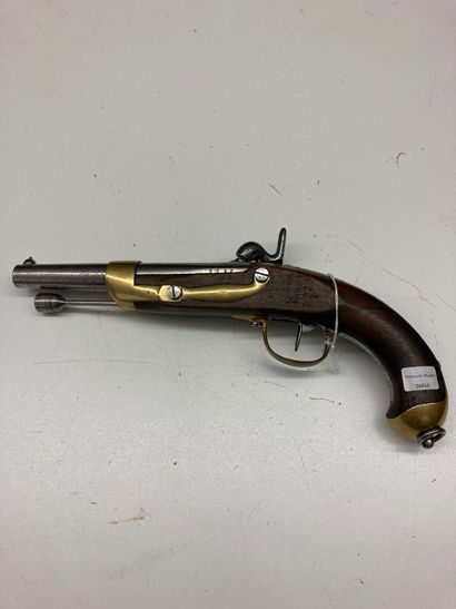 null Cavalry percussion pistol, model 1822 Tbis, barrel dated 1821, brass fittings,...
