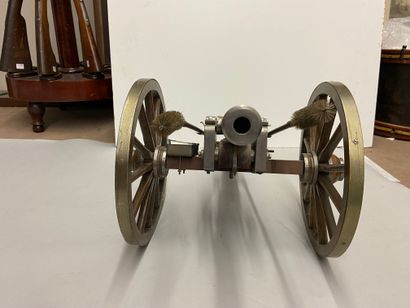 null Maquette d'artillerie, tube en fer, calibre 13mm, longueur : 38,5 cm à fût en...