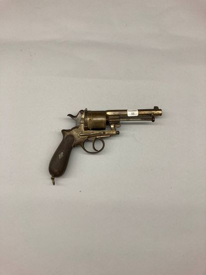 Revolver Gasser, calibre 9 mm, en fer gravé,...