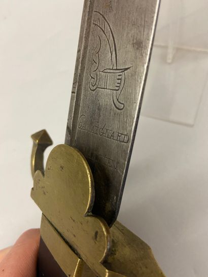 null Heavy saber of the navy of trade or port guard (Bordeaux?), brass guard with...