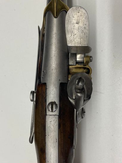 null 
Pistolet de marine à silex modèle 1779, 1er type, canon à deux pans puis rond,...