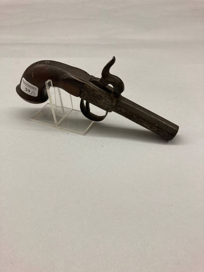 null Un pistolet coup de poing à percussion, un pistolet coup de poing à broche à...